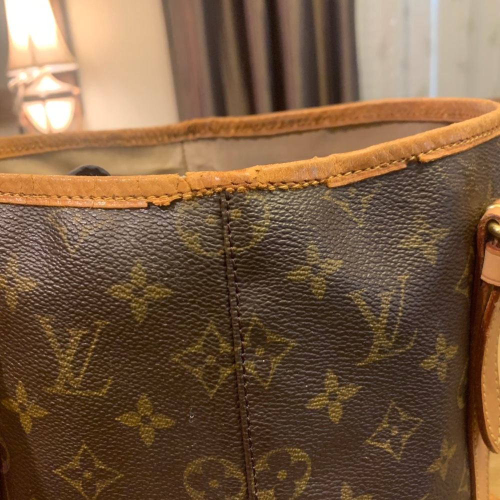 Louis Vuitton authentic monogram, GM bucket bag - Picture 10 of 16